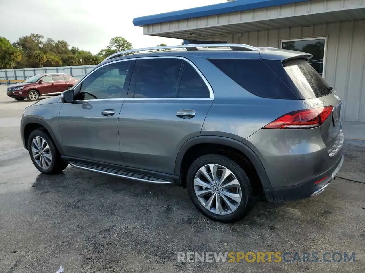 2 Photograph of a damaged car 4JGFB4KE5LA067420 MERCEDES-BENZ GLE-CLASS 2020
