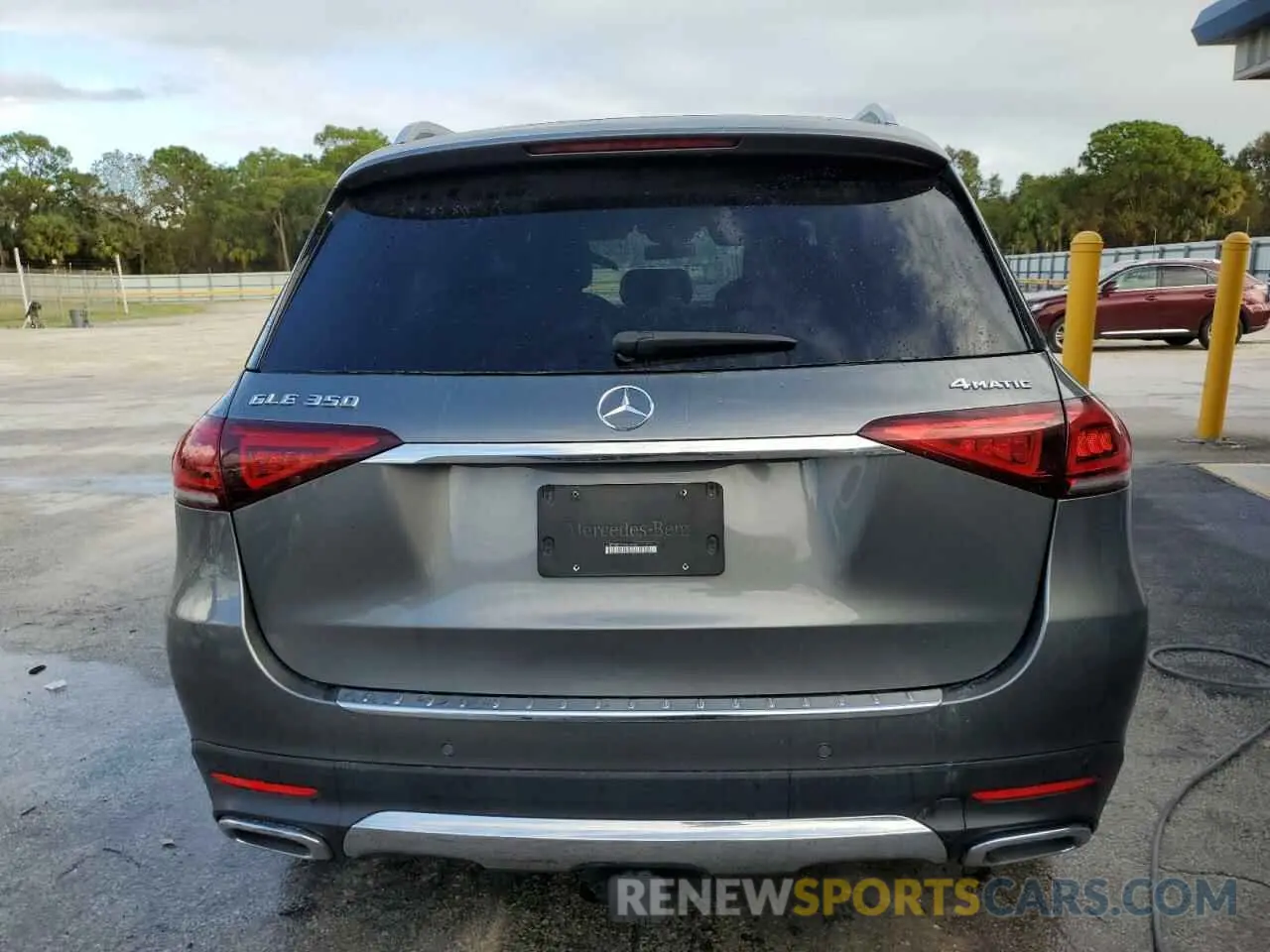 6 Photograph of a damaged car 4JGFB4KE5LA067420 MERCEDES-BENZ GLE-CLASS 2020