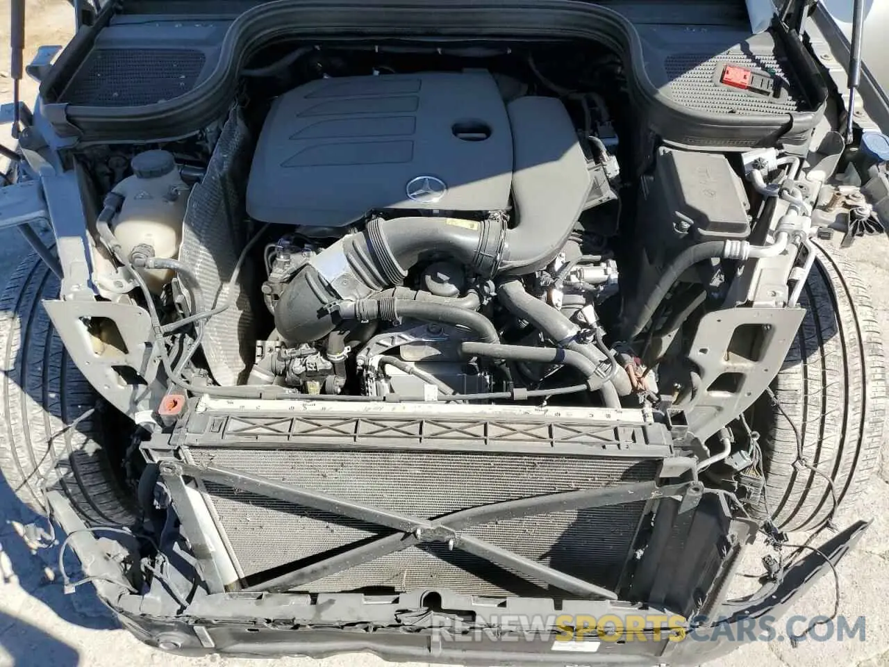 12 Photograph of a damaged car 4JGFB4KE8LA053303 MERCEDES-BENZ GLE-CLASS 2020