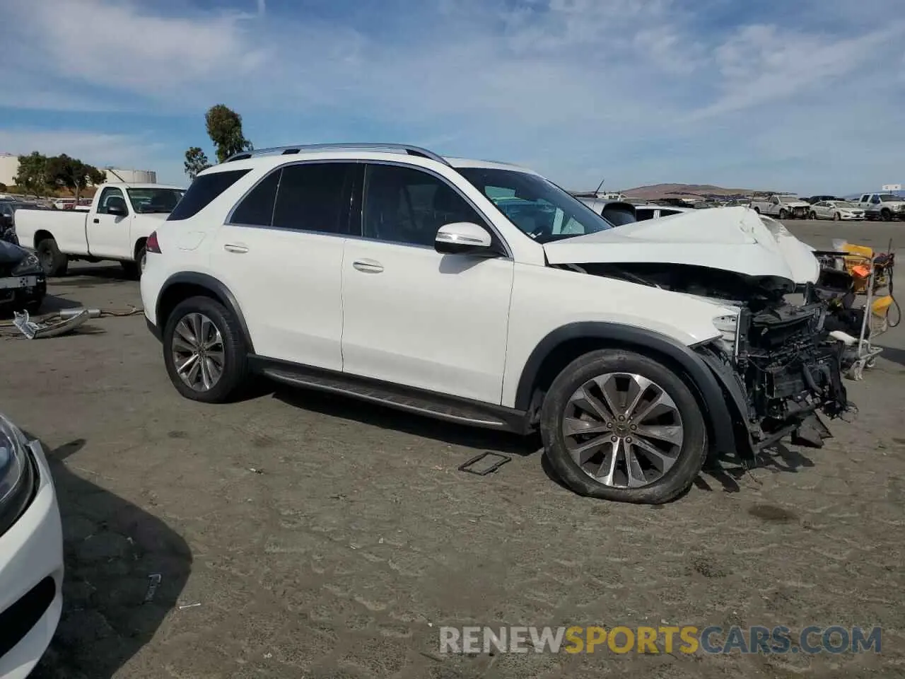 4 Photograph of a damaged car 4JGFB4KE8LA073115 MERCEDES-BENZ GLE-CLASS 2020