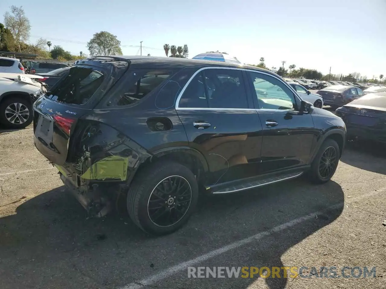 3 Photograph of a damaged car 4JGFB4KEXLA075383 MERCEDES-BENZ GLE-CLASS 2020