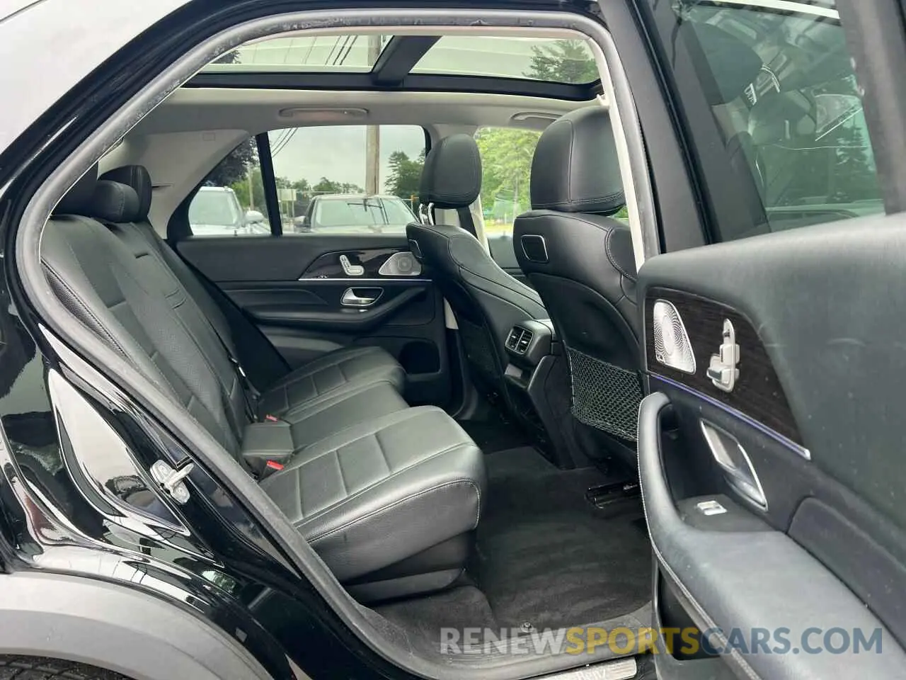 6 Photograph of a damaged car 4JGFB4KEXLA154679 MERCEDES-BENZ GLE-CLASS 2020