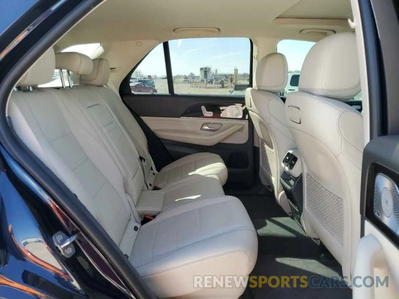 11 Photograph of a damaged car 4JGFB4KEXLA159980 MERCEDES-BENZ GLE-CLASS 2020