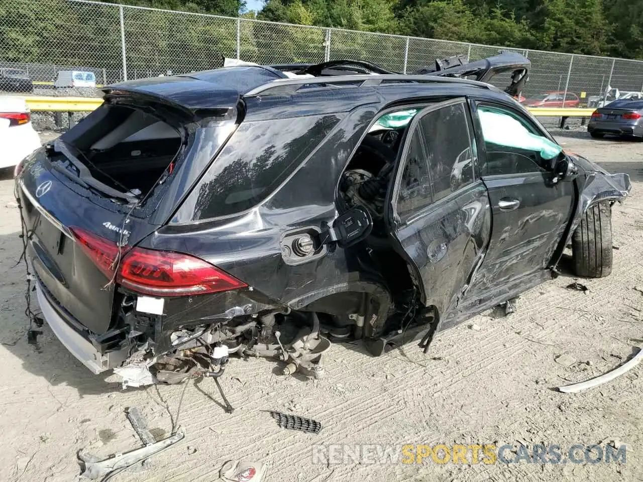 3 Photograph of a damaged car 4JGFB5KB0LA264829 MERCEDES-BENZ GLE-CLASS 2020