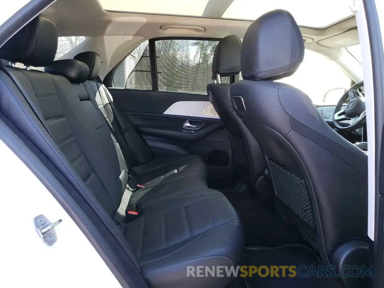 11 Photograph of a damaged car 4JGFB5KB1LA135630 MERCEDES-BENZ GLE-CLASS 2020