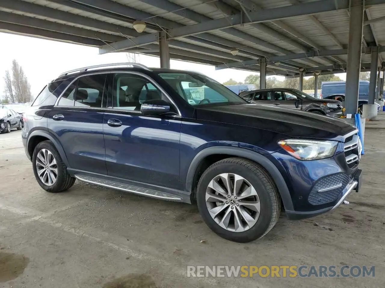 4 Photograph of a damaged car 4JGFB5KB9LA007930 MERCEDES-BENZ GLE-CLASS 2020