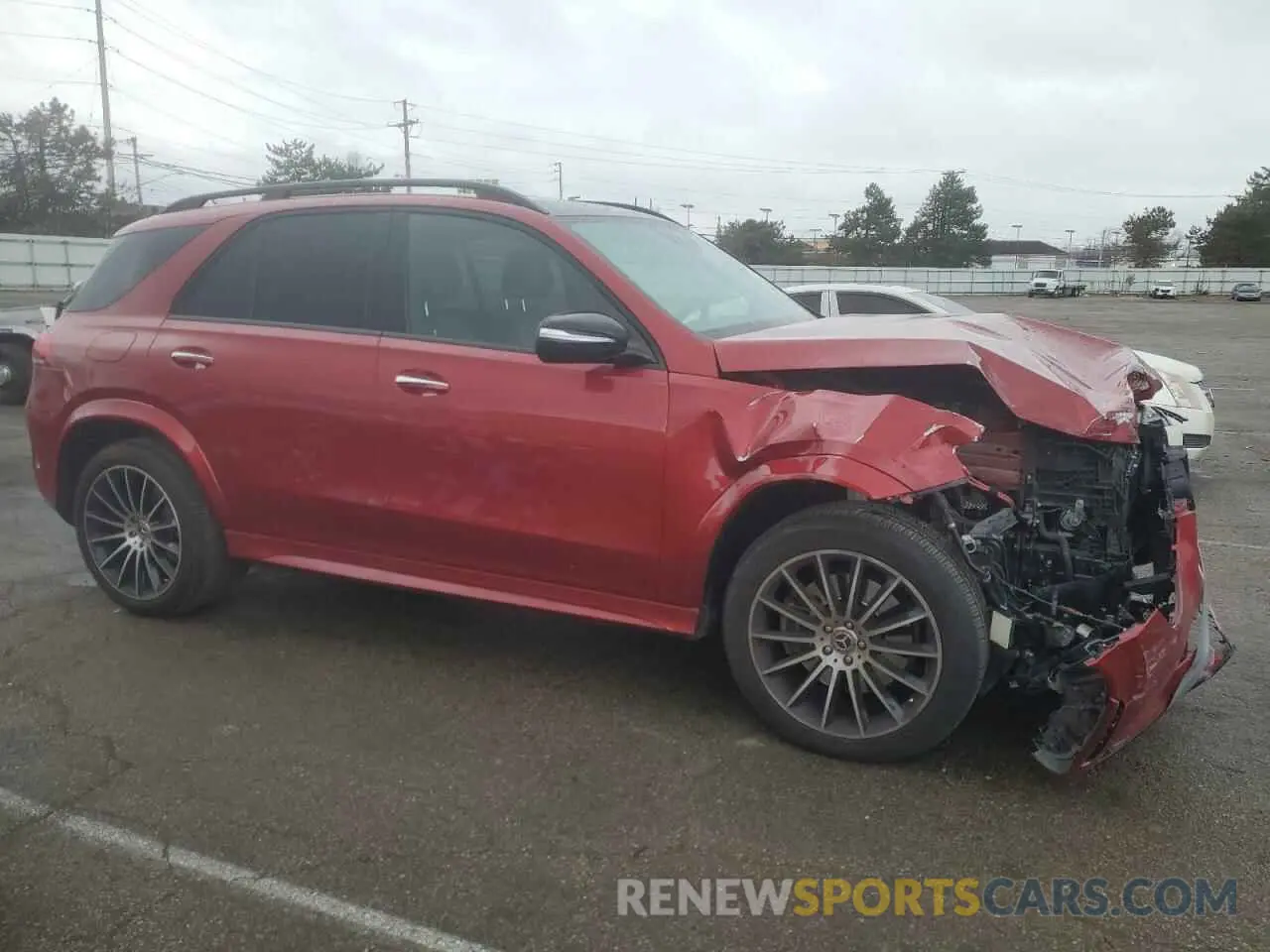 4 Photograph of a damaged car 4JGFB5KBXLA054044 MERCEDES-BENZ GLE-CLASS 2020