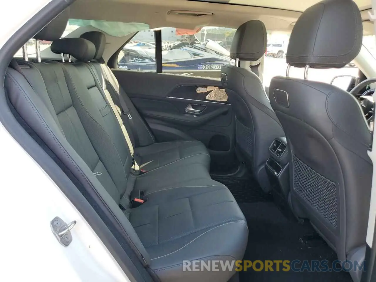 11 Photograph of a damaged car 4JGFB5KBXLA069210 MERCEDES-BENZ GLE-CLASS 2020