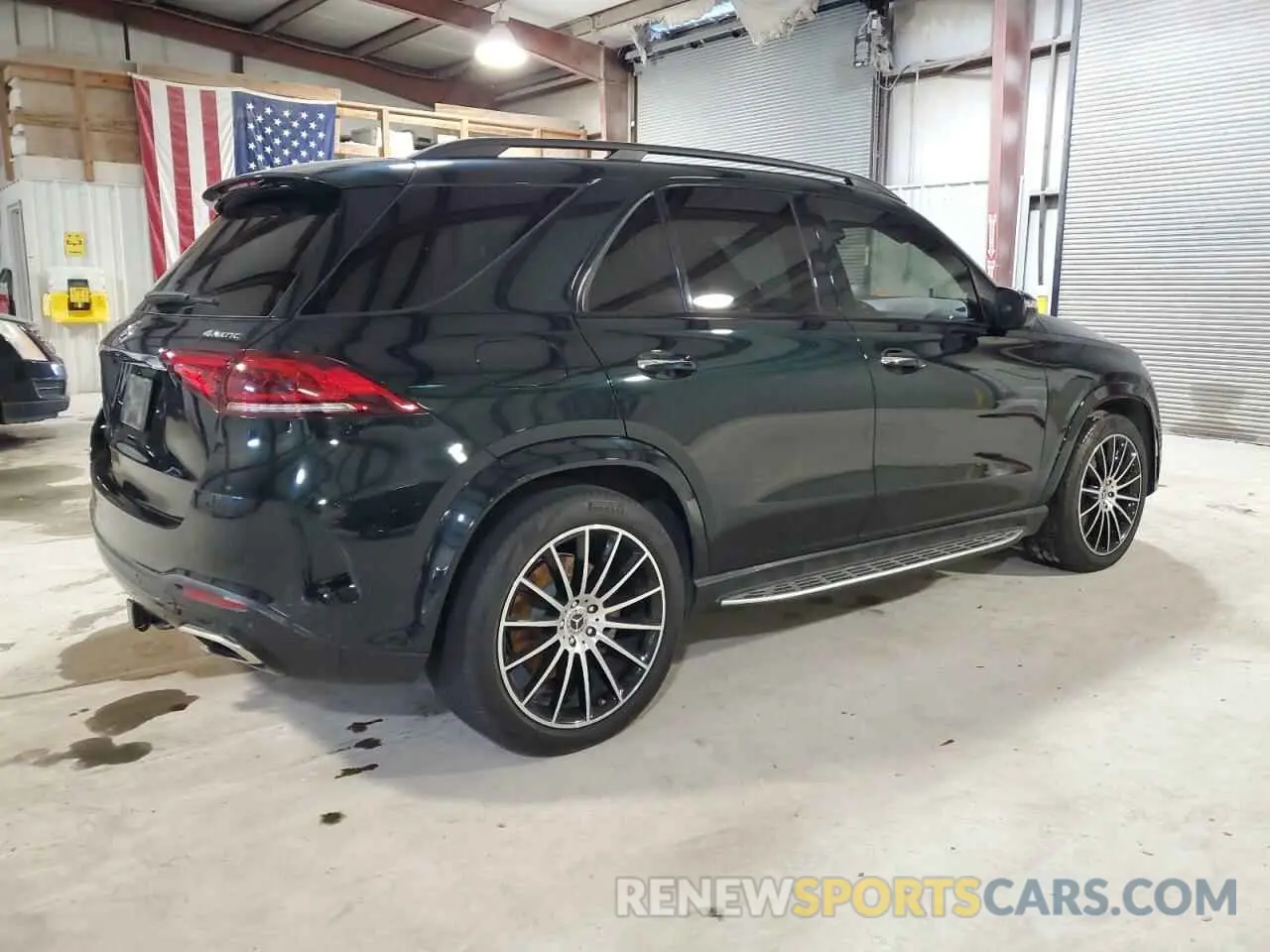 3 Photograph of a damaged car 4JGFB5KE7LA072141 MERCEDES-BENZ GLE-CLASS 2020