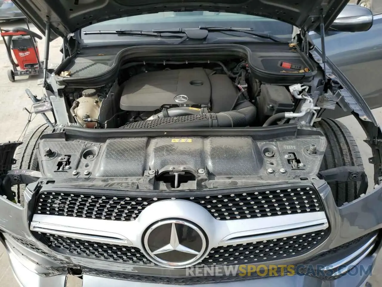 12 Photograph of a damaged car 4JGFB4JB0MA513742 MERCEDES-BENZ GLE-CLASS 2021