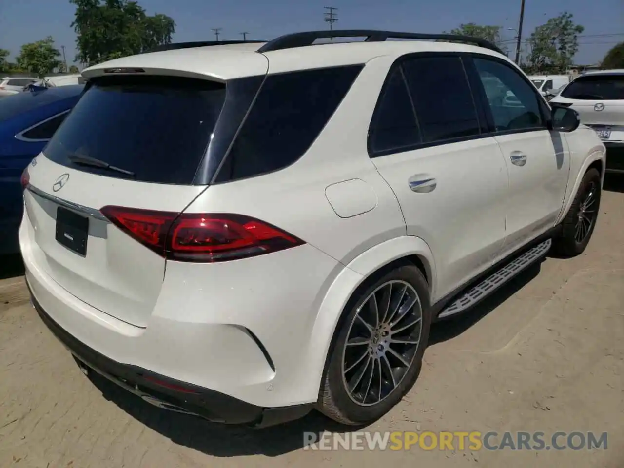 4 Photograph of a damaged car 4JGFB4JB2MA362614 MERCEDES-BENZ GLE-CLASS 2021