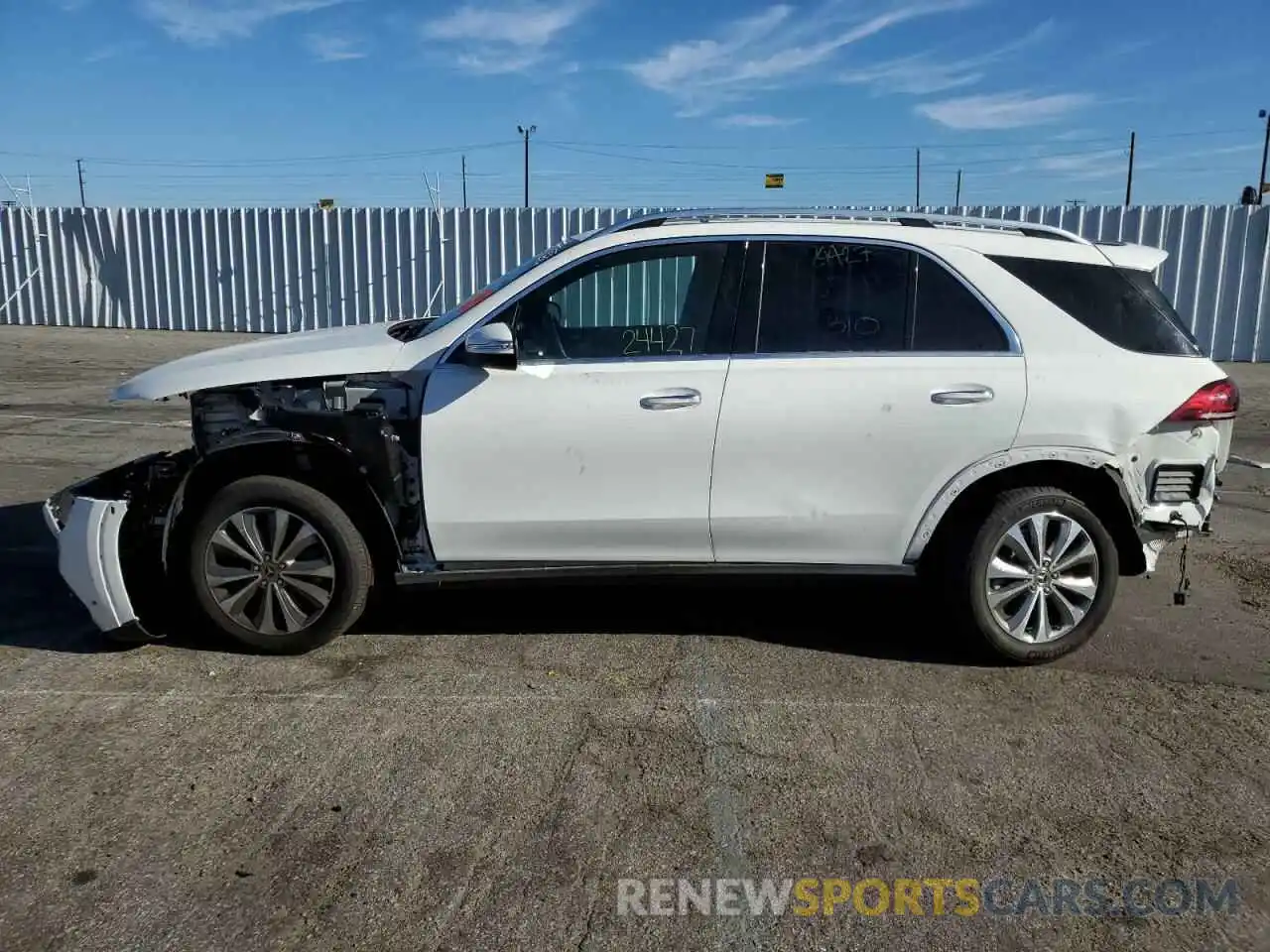 9 Photograph of a damaged car 4JGFB4JB3MA350987 MERCEDES-BENZ GLE-CLASS 2021