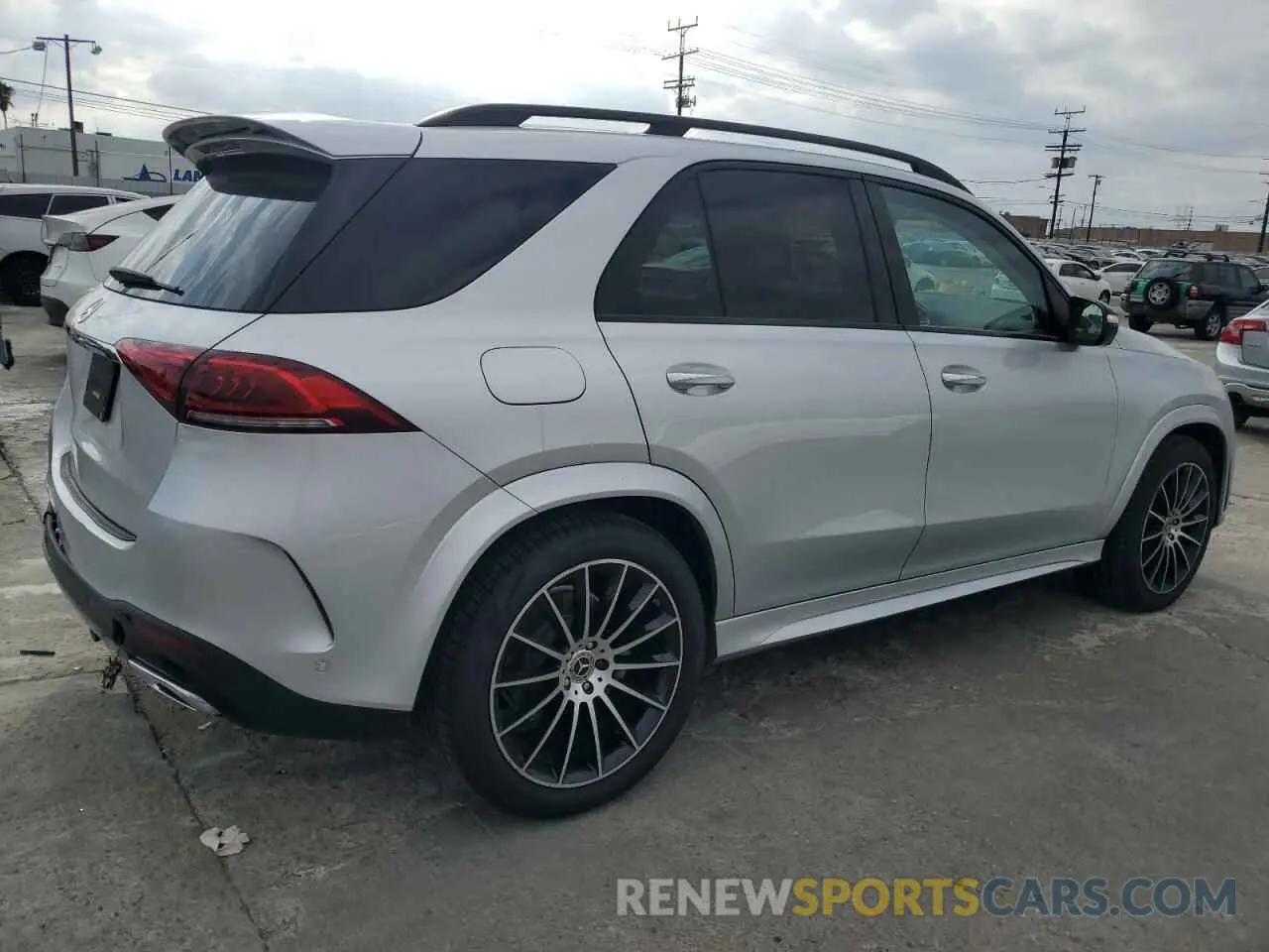 3 Photograph of a damaged car 4JGFB4JB5MA432767 MERCEDES-BENZ GLE-CLASS 2021