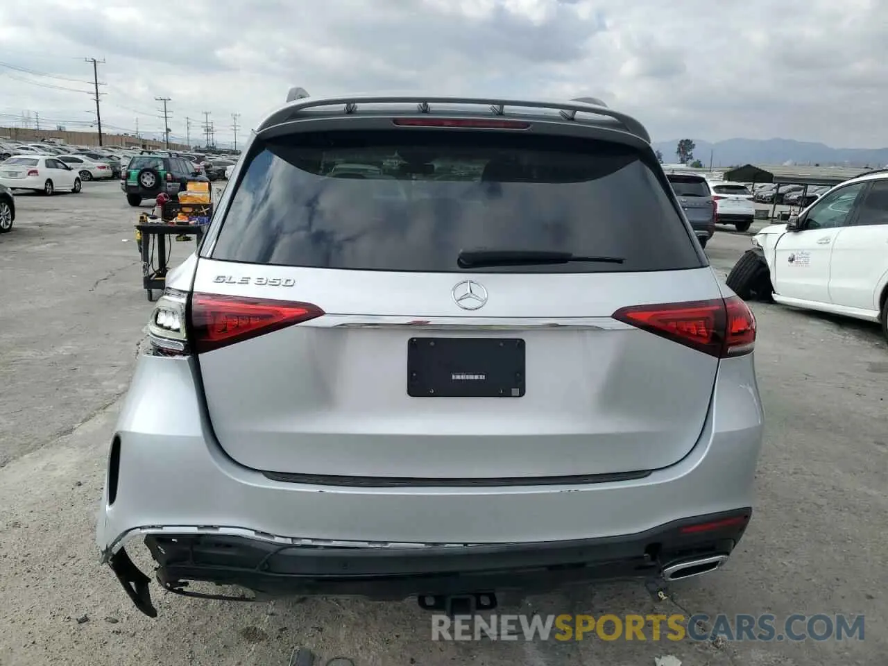 6 Photograph of a damaged car 4JGFB4JB5MA432767 MERCEDES-BENZ GLE-CLASS 2021