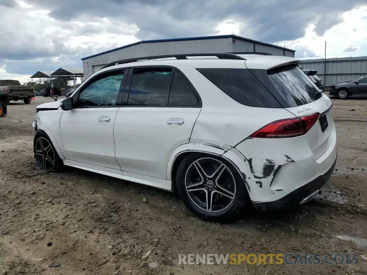 2 Photograph of a damaged car 4JGFB4JB5MA490457 MERCEDES-BENZ GLE-CLASS 2021