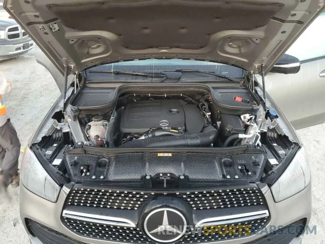 12 Photograph of a damaged car 4JGFB4JB5MA569028 MERCEDES-BENZ GLE-CLASS 2021