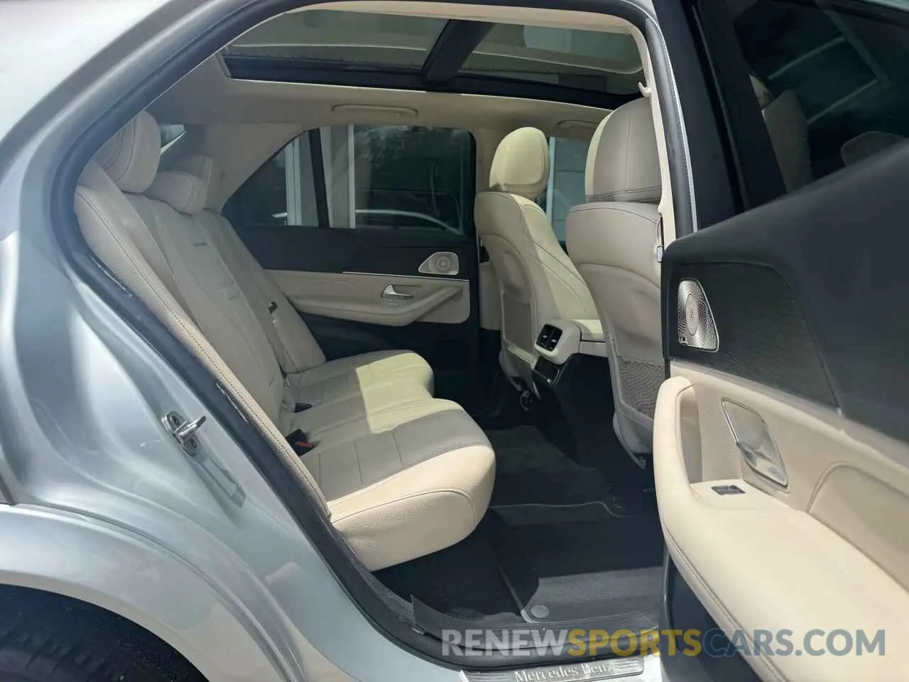 6 Photograph of a damaged car 4JGFB4JB7MA451823 MERCEDES-BENZ GLE-CLASS 2021