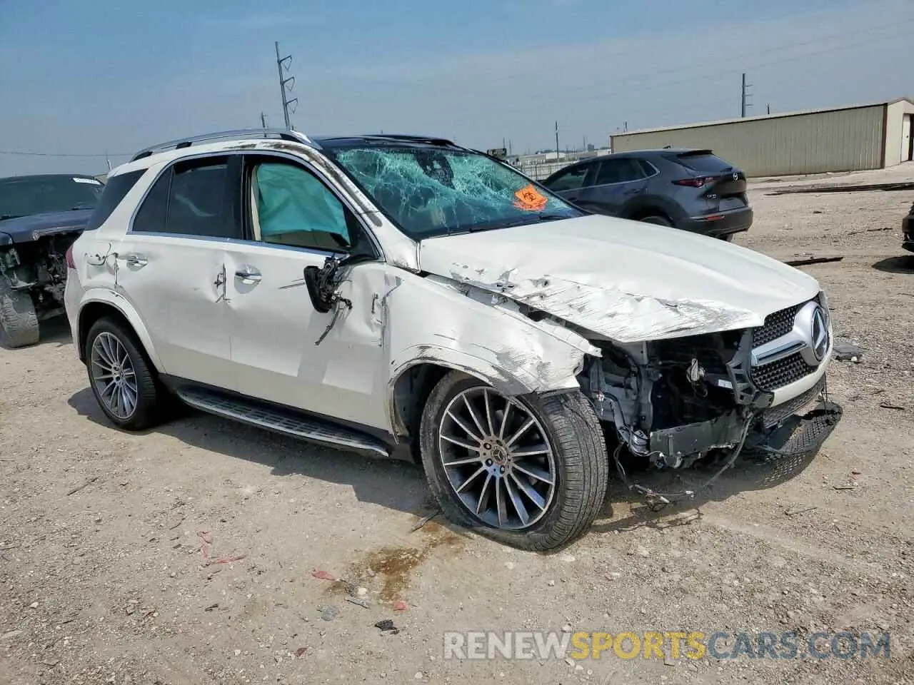 4 Photograph of a damaged car 4JGFB4JB7MA545460 MERCEDES-BENZ GLE-CLASS 2021