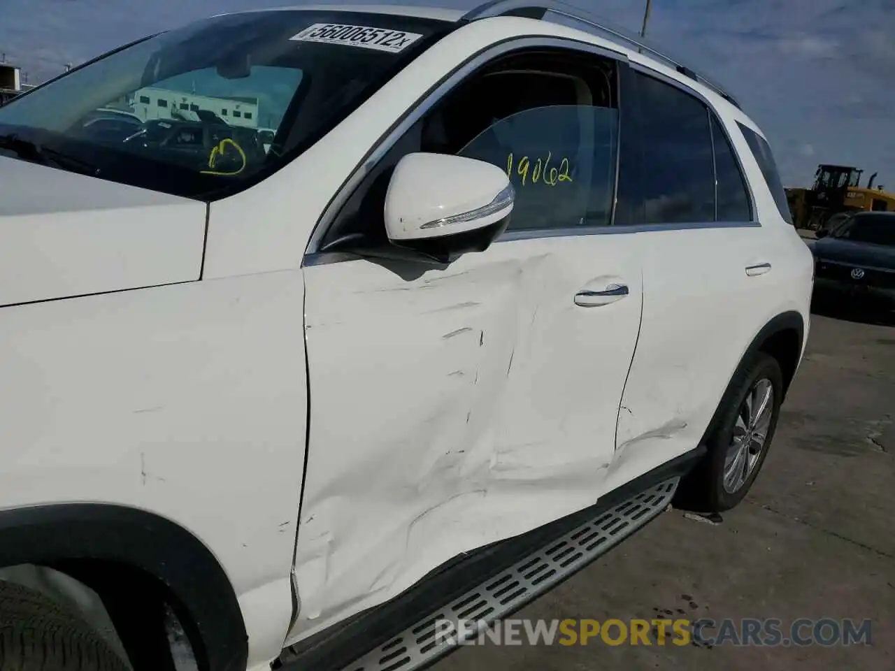 9 Photograph of a damaged car 4JGFB4JB8MA350631 MERCEDES-BENZ GLE-CLASS 2021