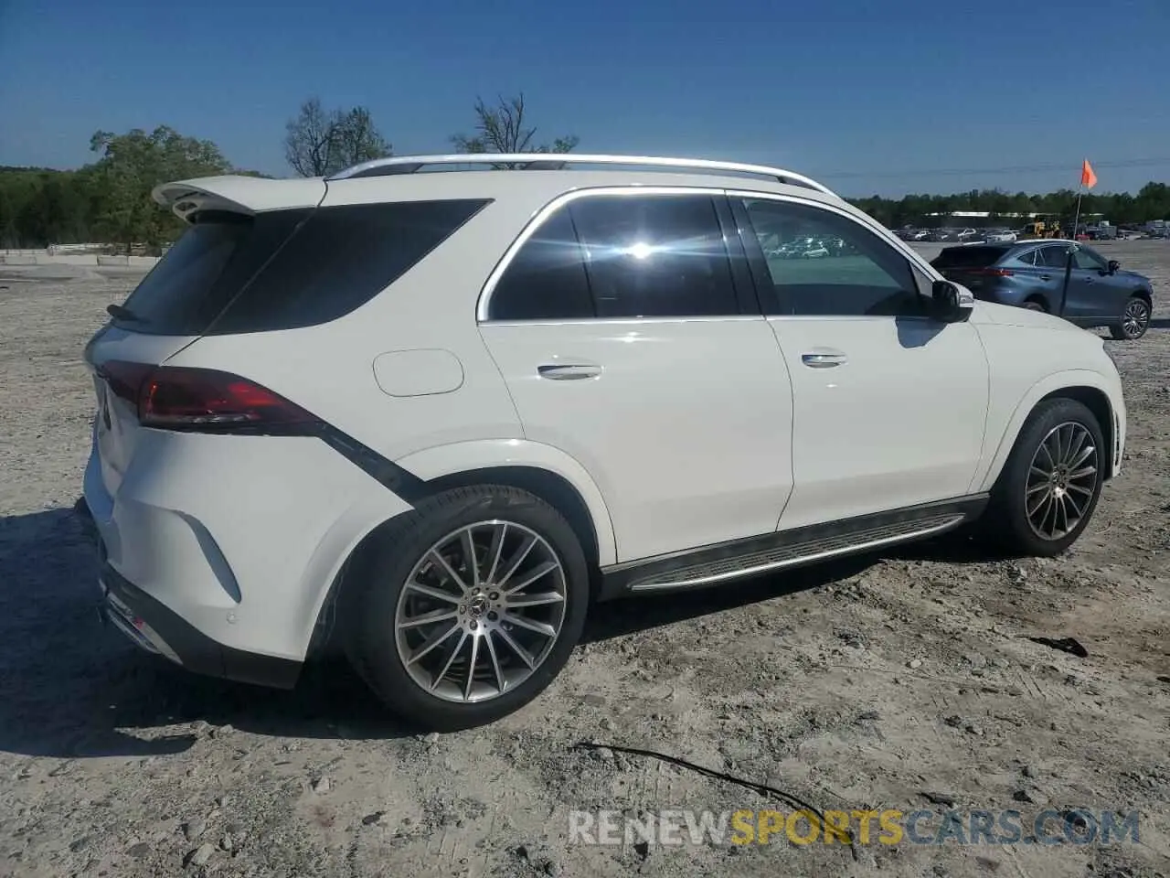 3 Photograph of a damaged car 4JGFB4JB9MA362951 MERCEDES-BENZ GLE-CLASS 2021