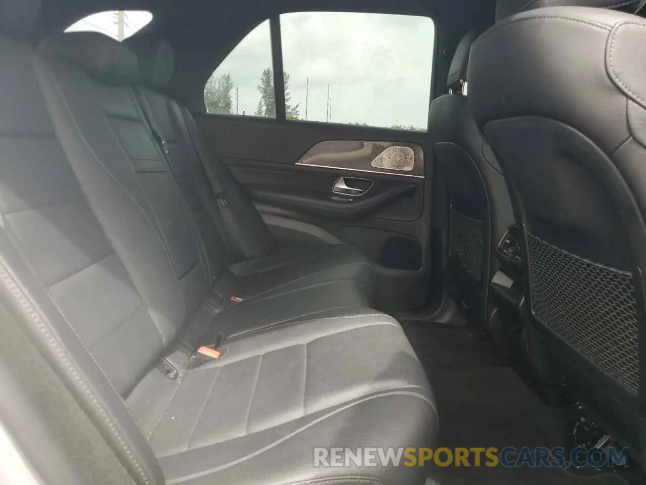 11 Photograph of a damaged car 4JGFB4JB9MA449040 MERCEDES-BENZ GLE-CLASS 2021