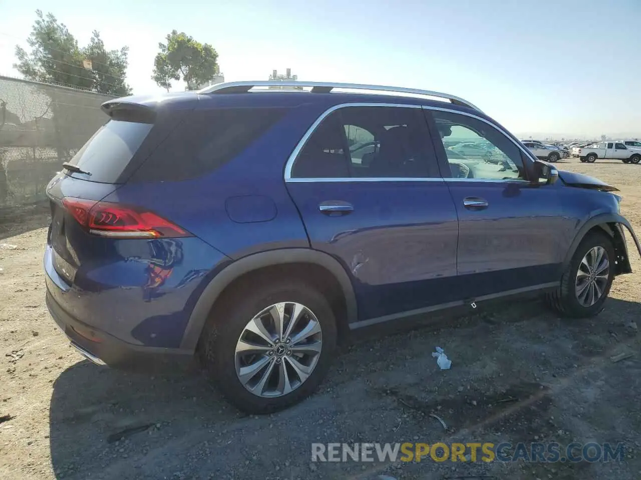 3 Photograph of a damaged car 4JGFB4JE2MA493469 MERCEDES-BENZ GLE-CLASS 2021