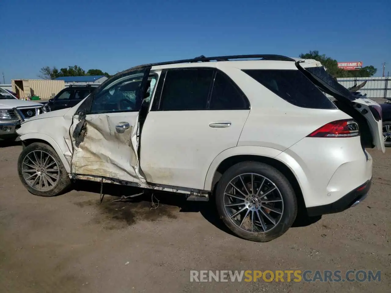 2 Photograph of a damaged car 4JGFB4JE7MA366443 MERCEDES-BENZ GLE-CLASS 2021