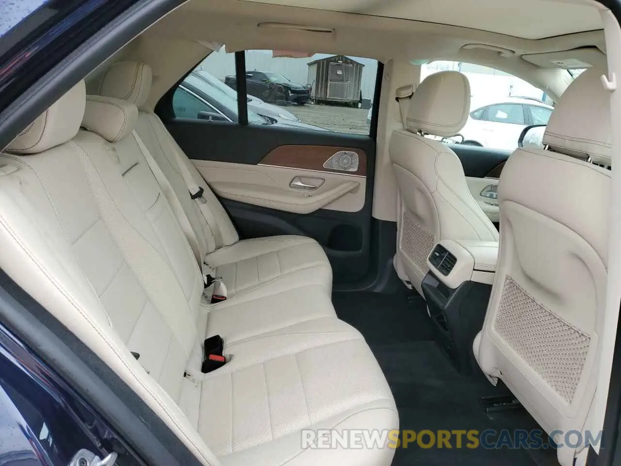 11 Photograph of a damaged car 4JGFB4KB3MA491895 MERCEDES-BENZ GLE-CLASS 2021