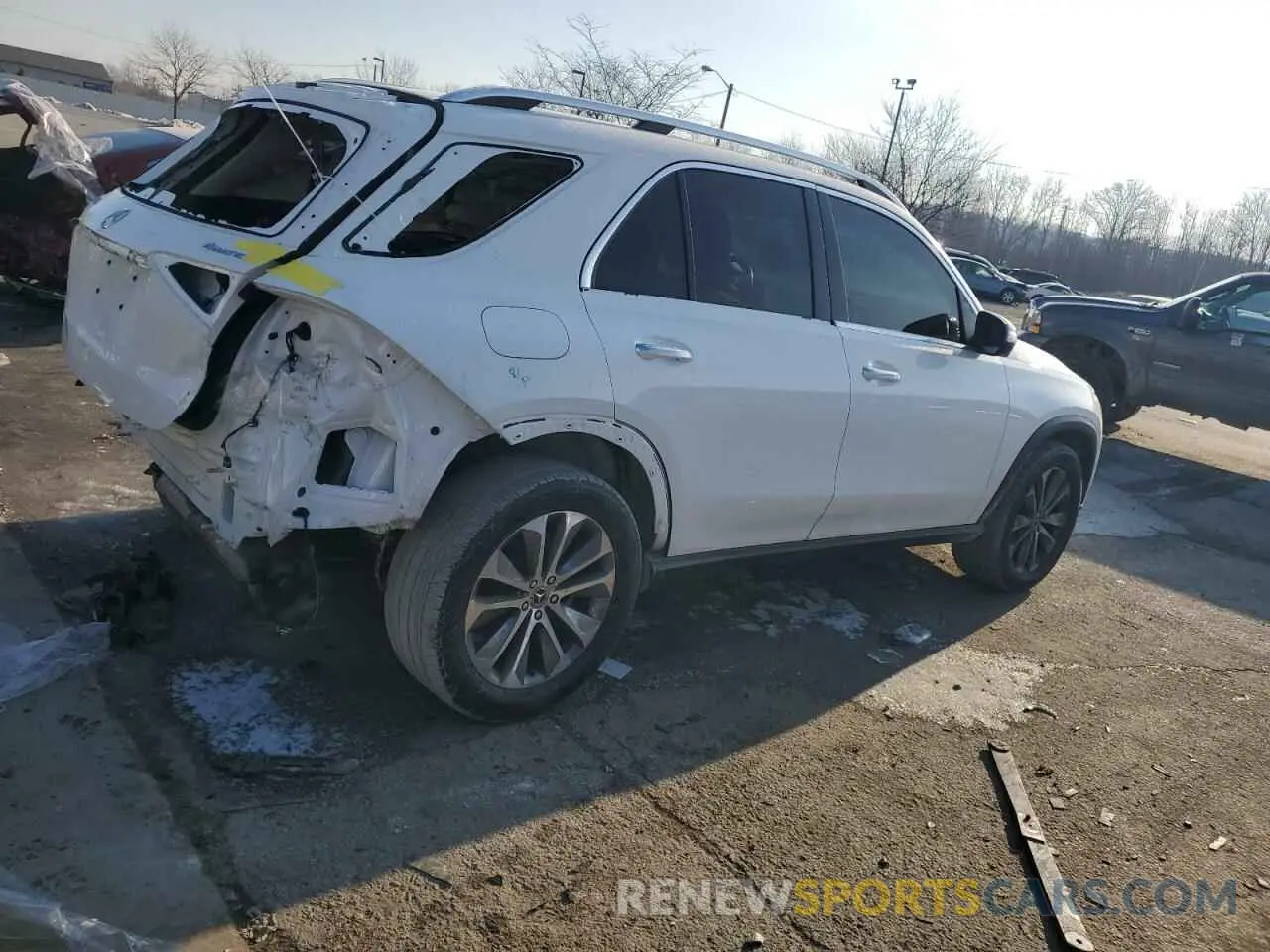 3 Photograph of a damaged car 4JGFB4KB5MA410086 MERCEDES-BENZ GLE-CLASS 2021