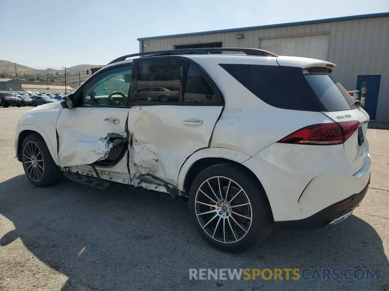 2 Photograph of a damaged car 4JGFB4KB8MA436066 MERCEDES-BENZ GLE-CLASS 2021