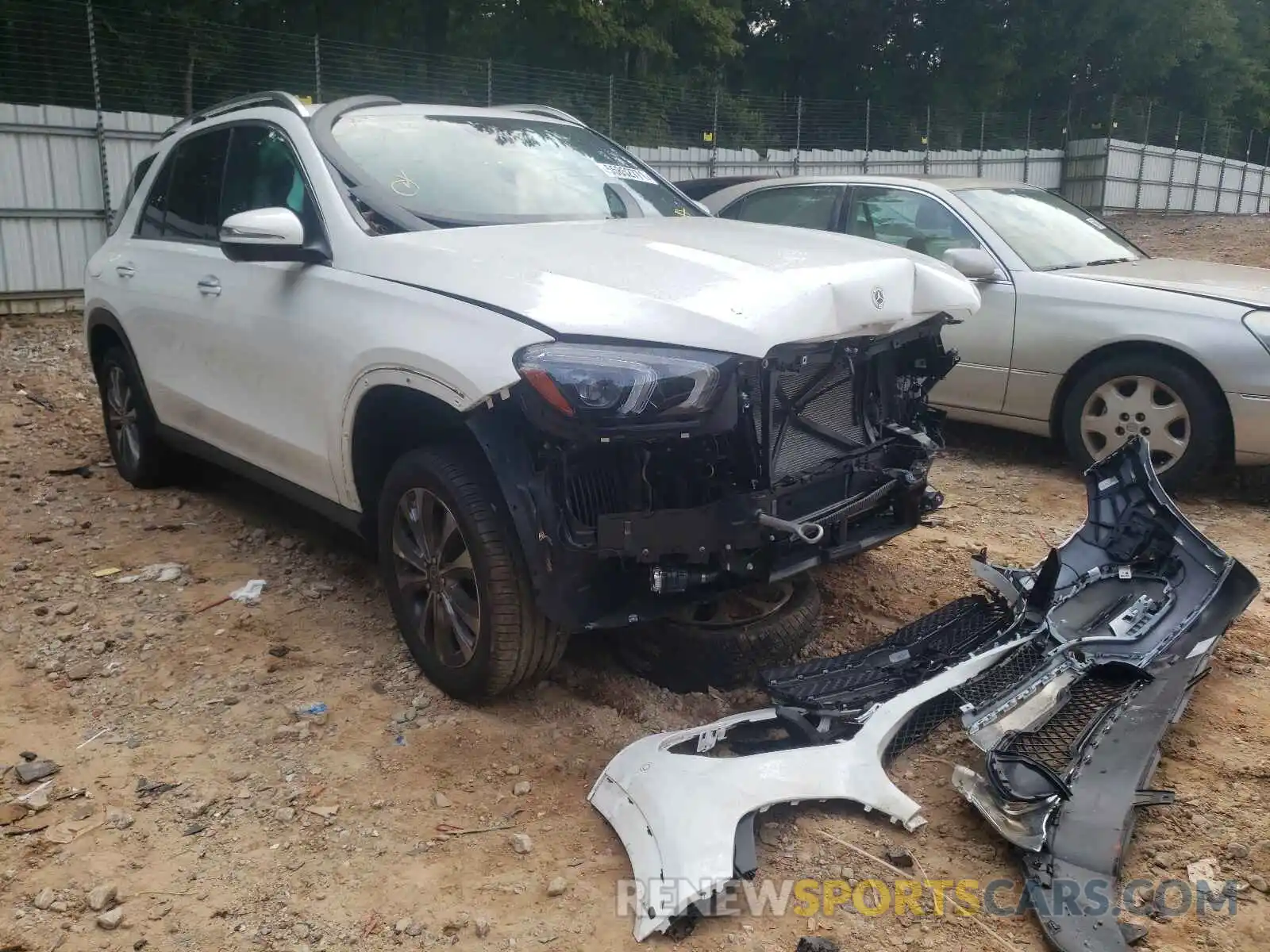 1 Photograph of a damaged car 4JGFB4KB9MA374449 MERCEDES-BENZ GLE-CLASS 2021