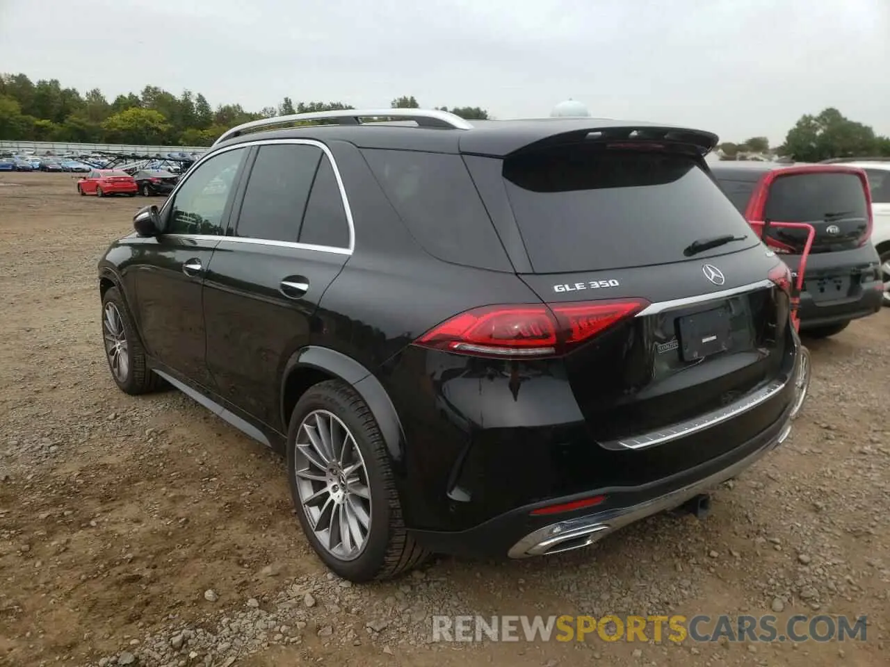 3 Photograph of a damaged car 4JGFB4KBXMA559870 MERCEDES-BENZ GLE-CLASS 2021