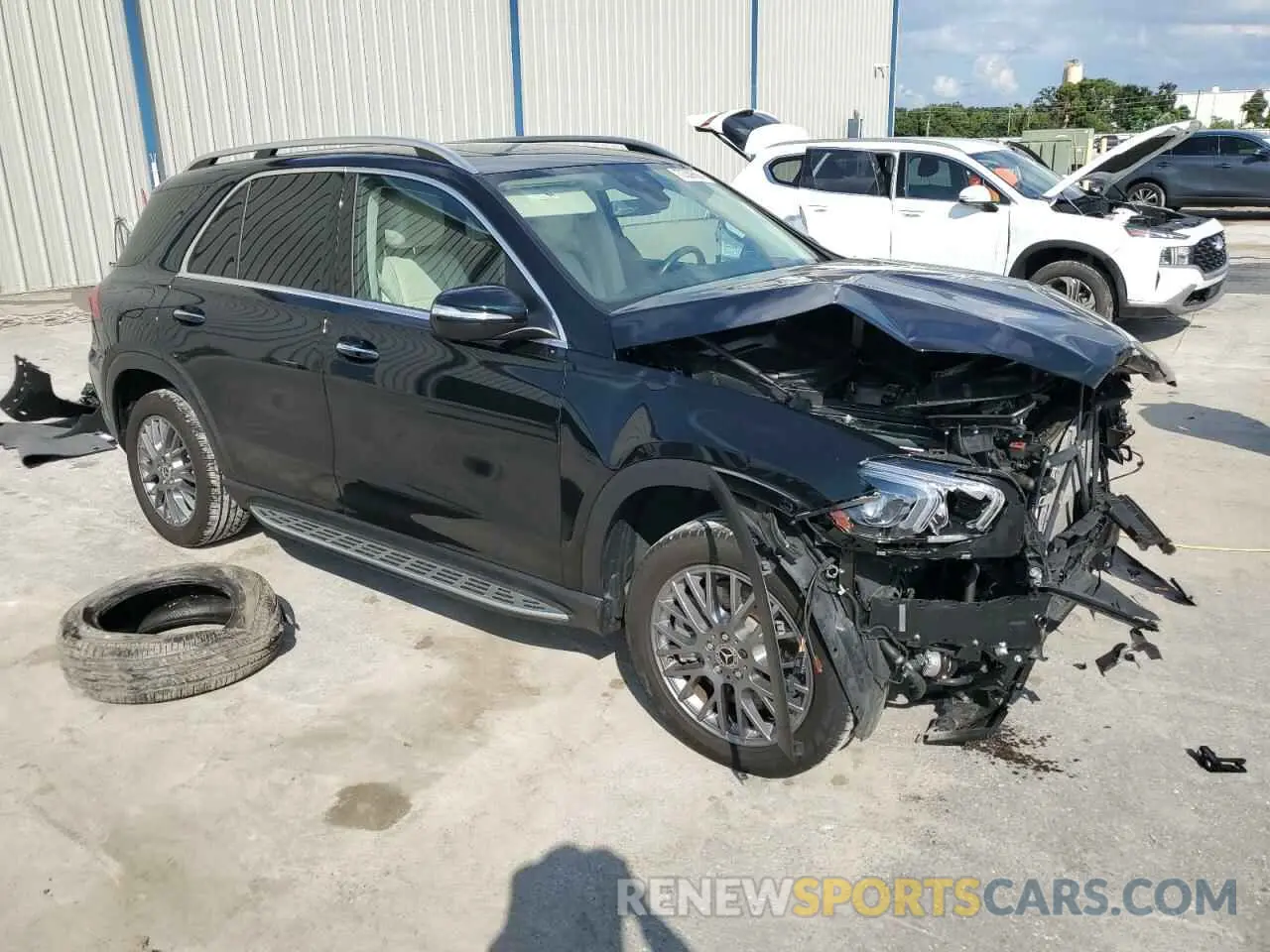 4 Photograph of a damaged car 4JGFB5KB6MA475065 MERCEDES-BENZ GLE-CLASS 2021