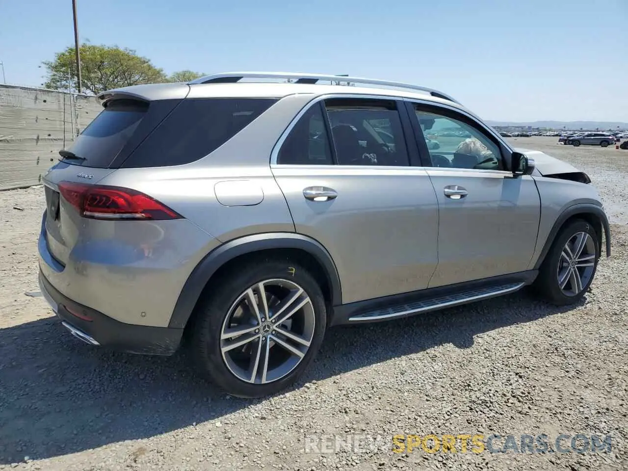 3 Photograph of a damaged car 4JGFB5KE3MA500840 MERCEDES-BENZ GLE-CLASS 2021