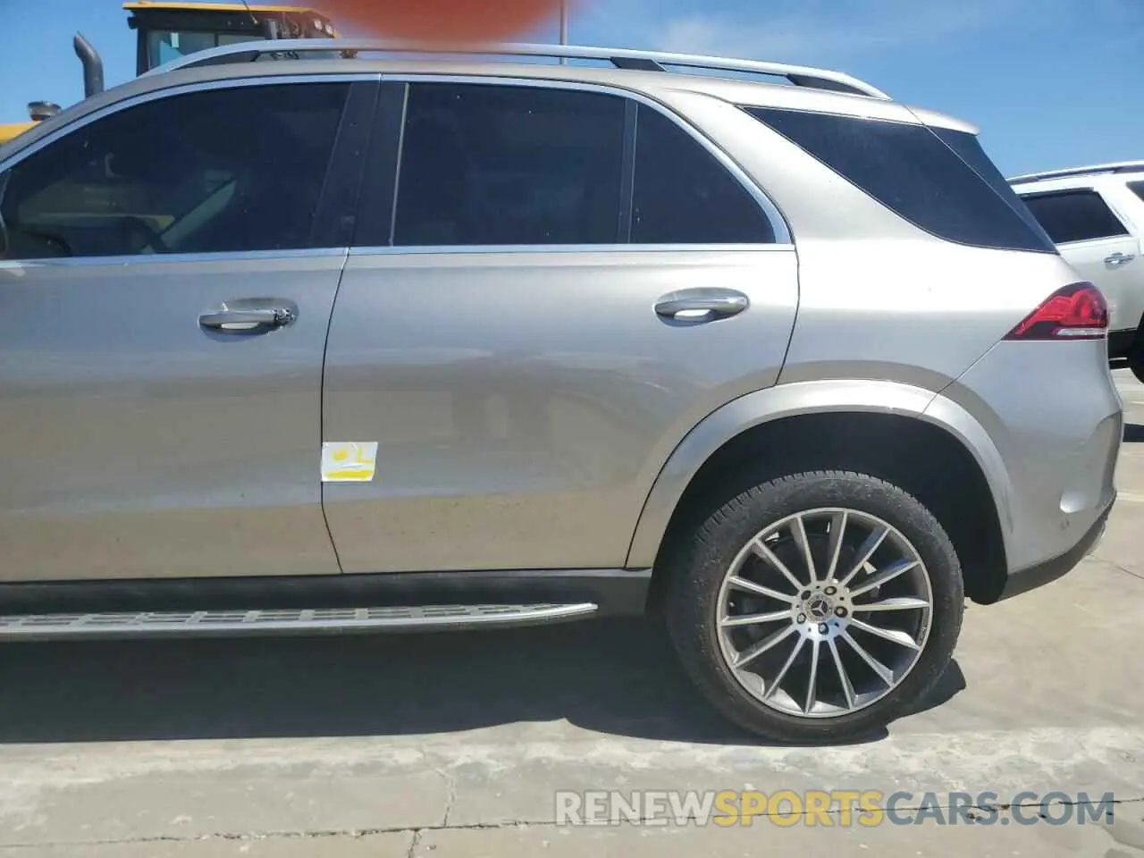 13 Photograph of a damaged car 4JGFB5KE6MA513419 MERCEDES-BENZ GLE-CLASS 2021