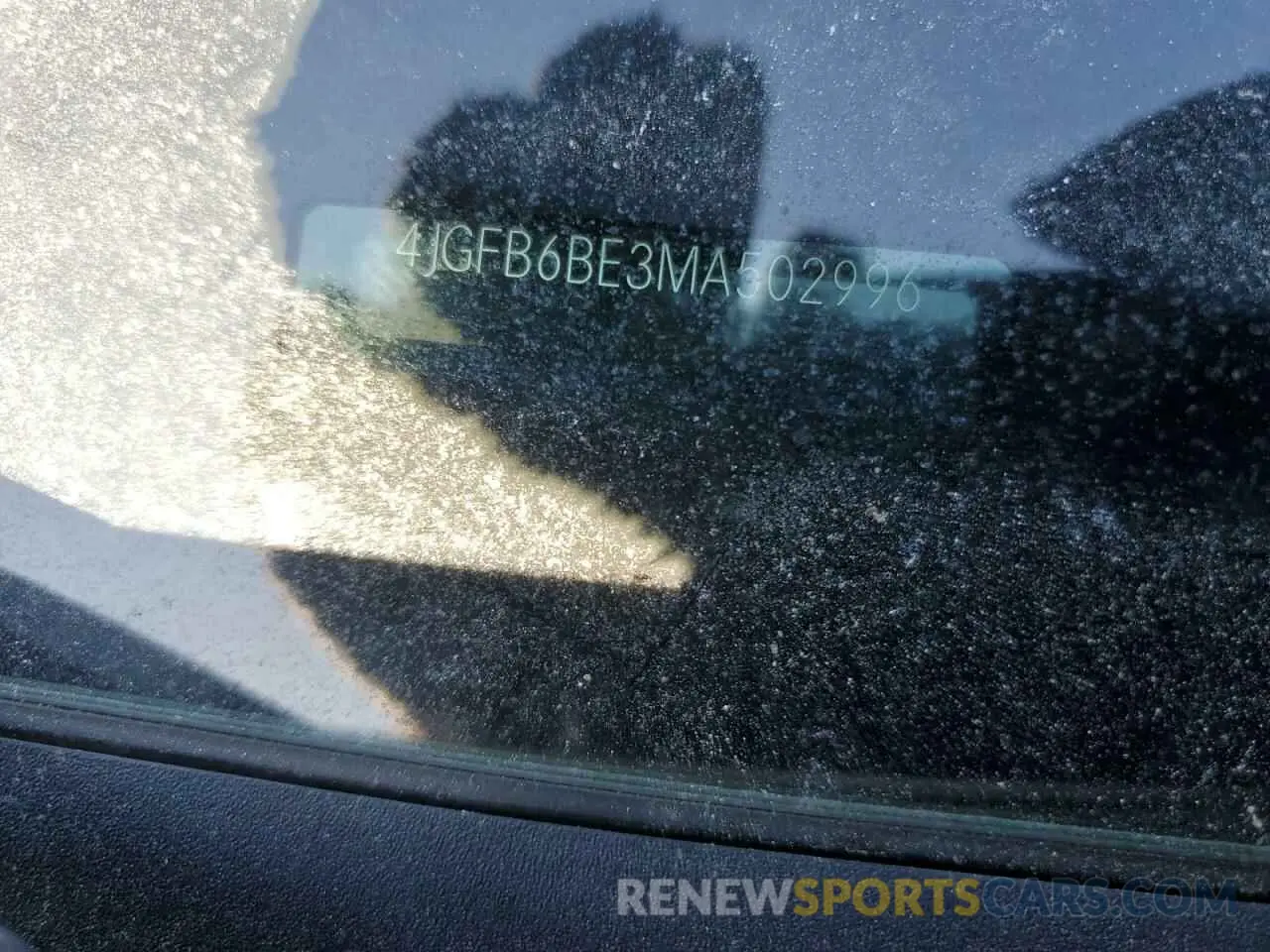 12 Photograph of a damaged car 4JGFB6BE3MA502996 MERCEDES-BENZ GLE-CLASS 2021