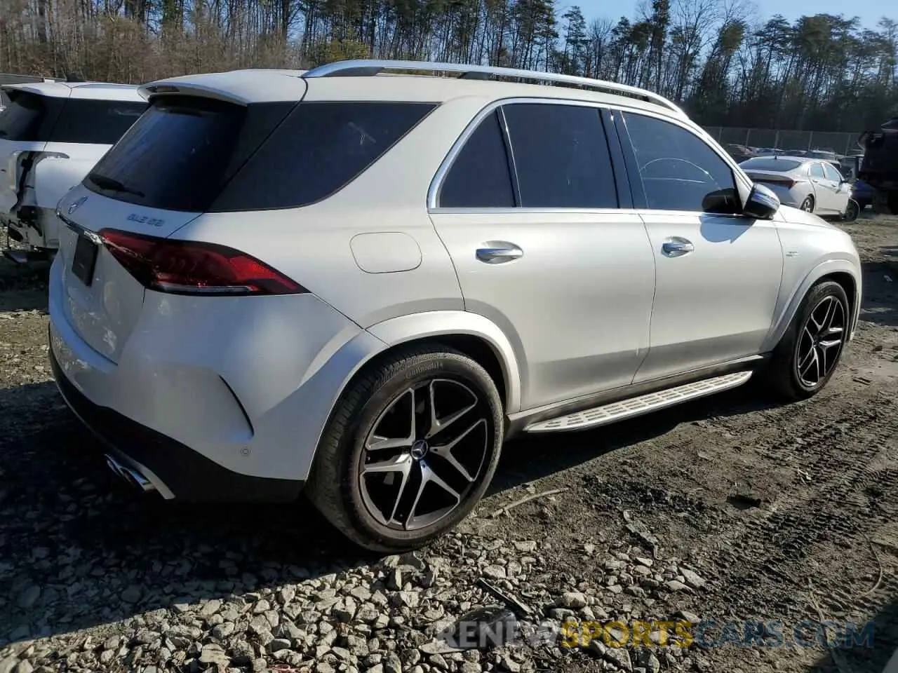 3 Photograph of a damaged car 4JGFB6BE3MA502996 MERCEDES-BENZ GLE-CLASS 2021