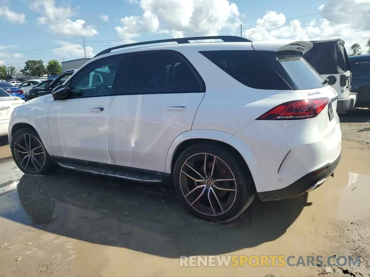 2 Photograph of a damaged car 4JGFB8GB6MA577265 MERCEDES-BENZ GLE-CLASS 2021