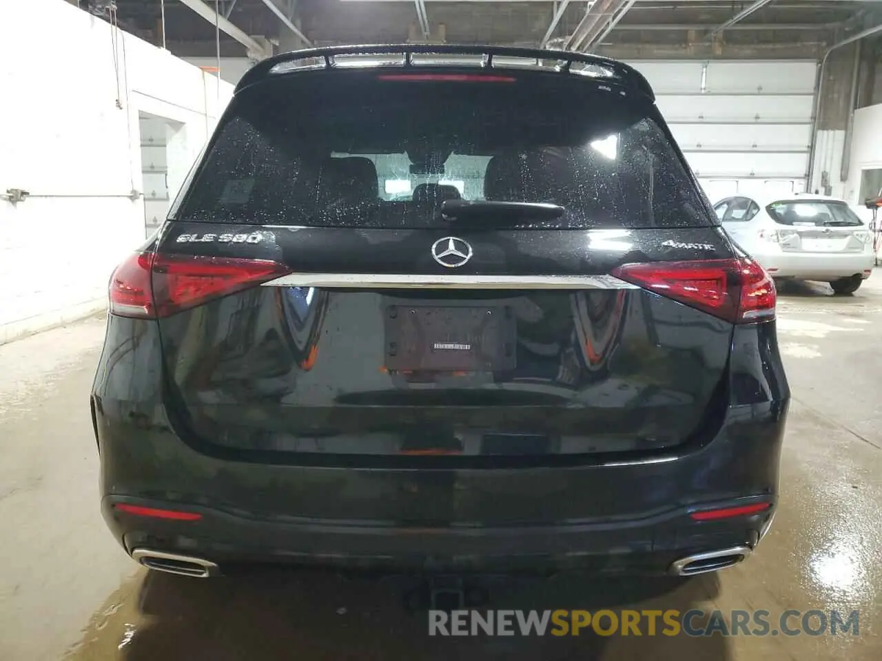6 Photograph of a damaged car 4JGFB8GB7MA409005 MERCEDES-BENZ GLE-CLASS 2021