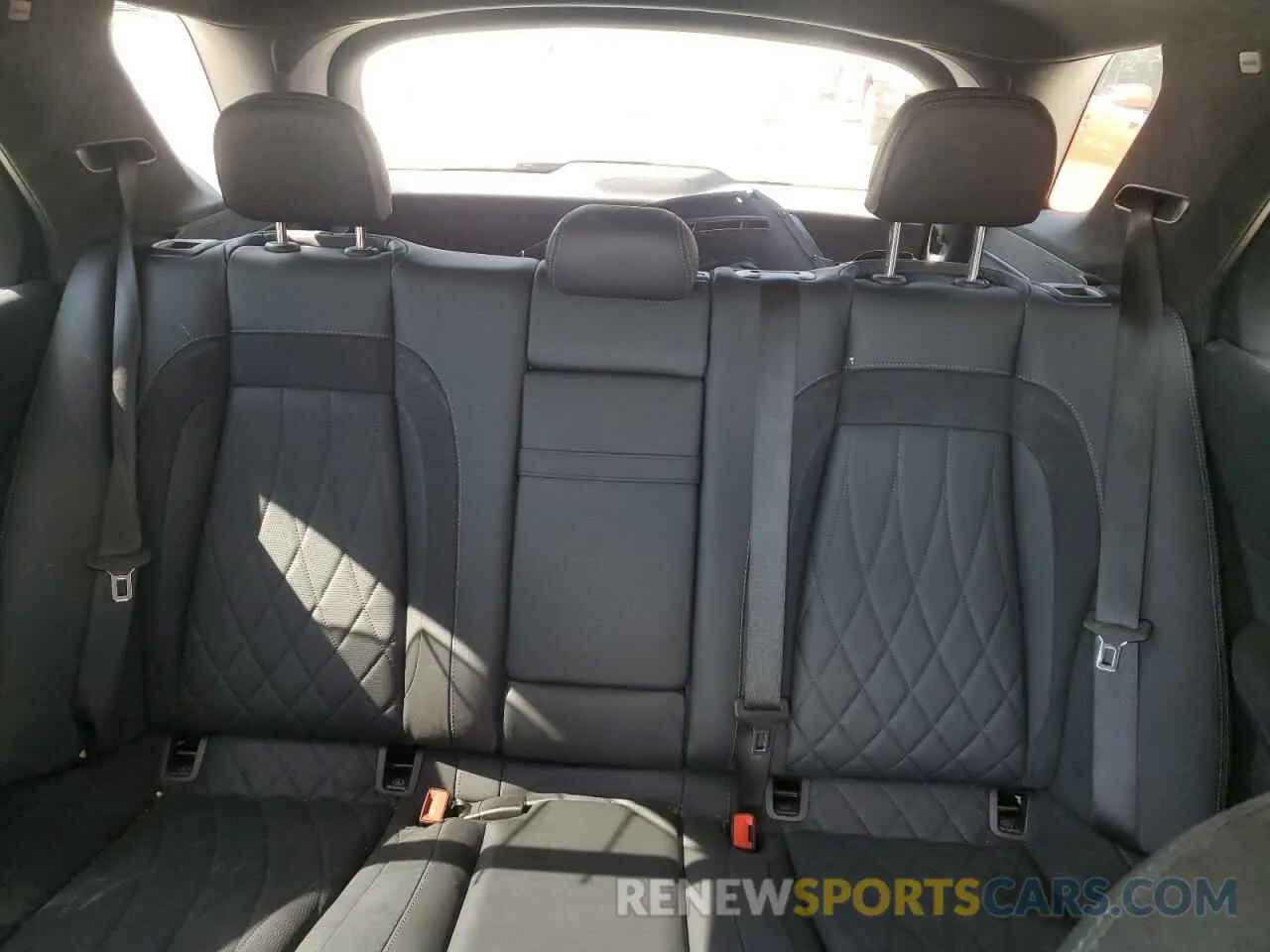 10 Photograph of a damaged car 4JGFB8KB0MA530983 MERCEDES-BENZ GLE-CLASS 2021