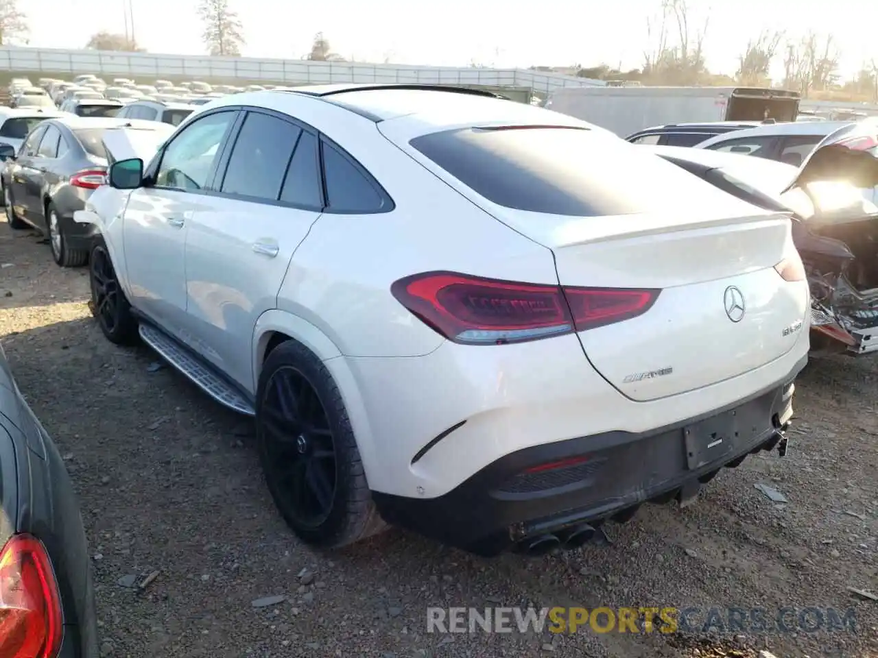 3 Photograph of a damaged car 4JGFD6BB0MA316333 MERCEDES-BENZ GLE-CLASS 2021