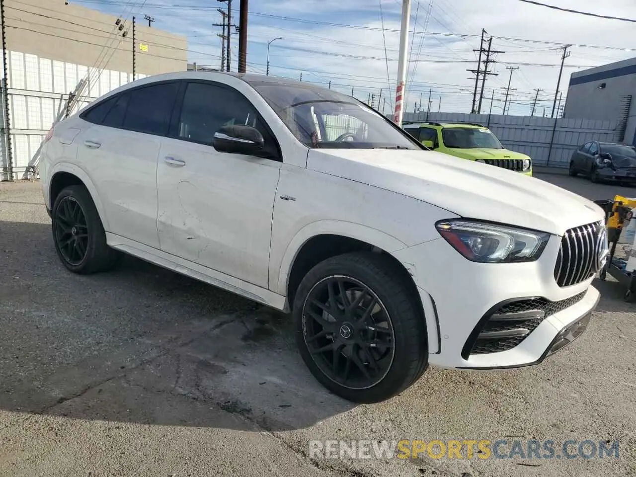 4 Photograph of a damaged car 4JGFD6BB0MA559463 MERCEDES-BENZ GLE-CLASS 2021