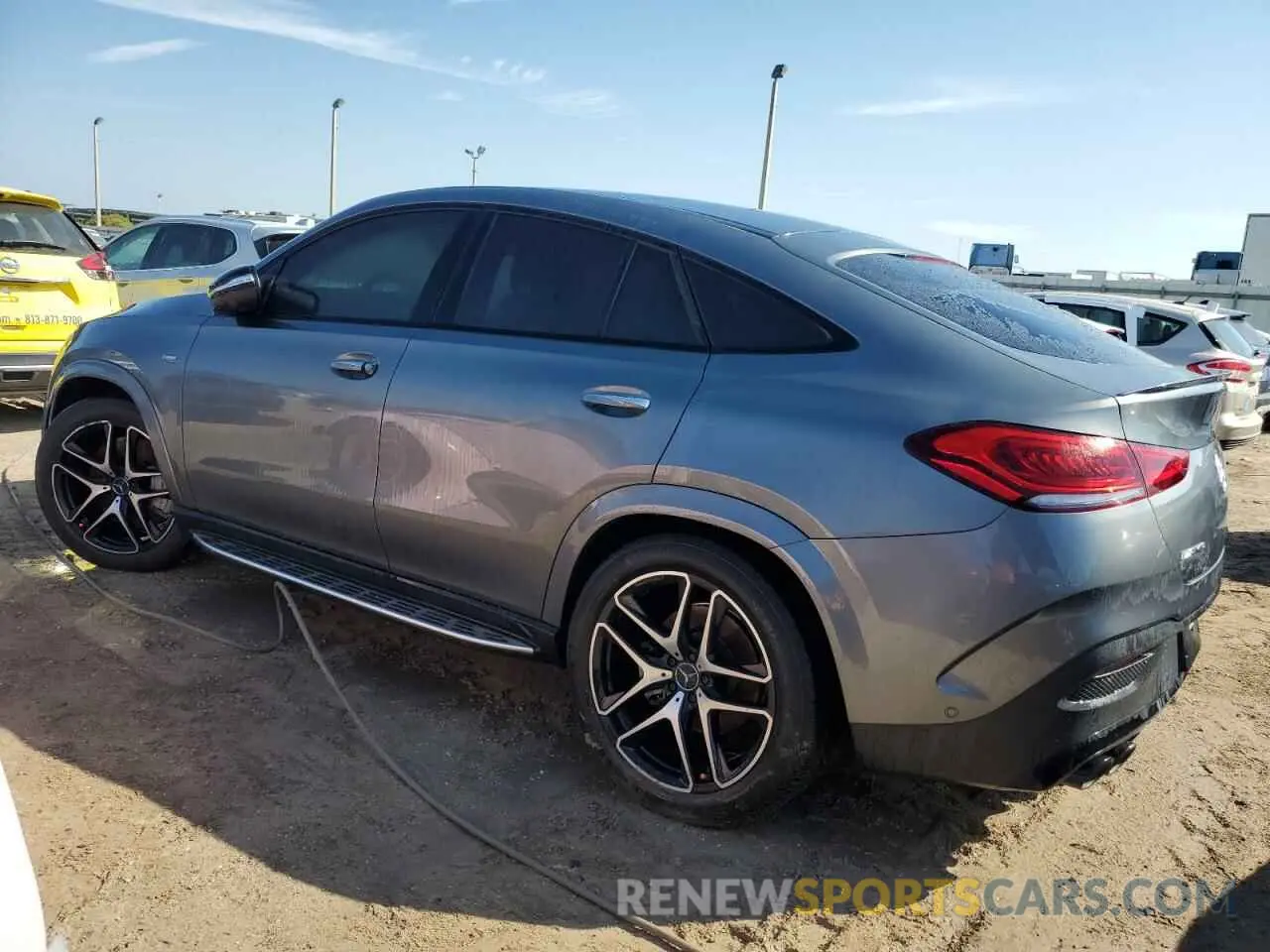 3 Photograph of a damaged car 4JGFD6BB1MA268308 MERCEDES-BENZ GLE-CLASS 2021