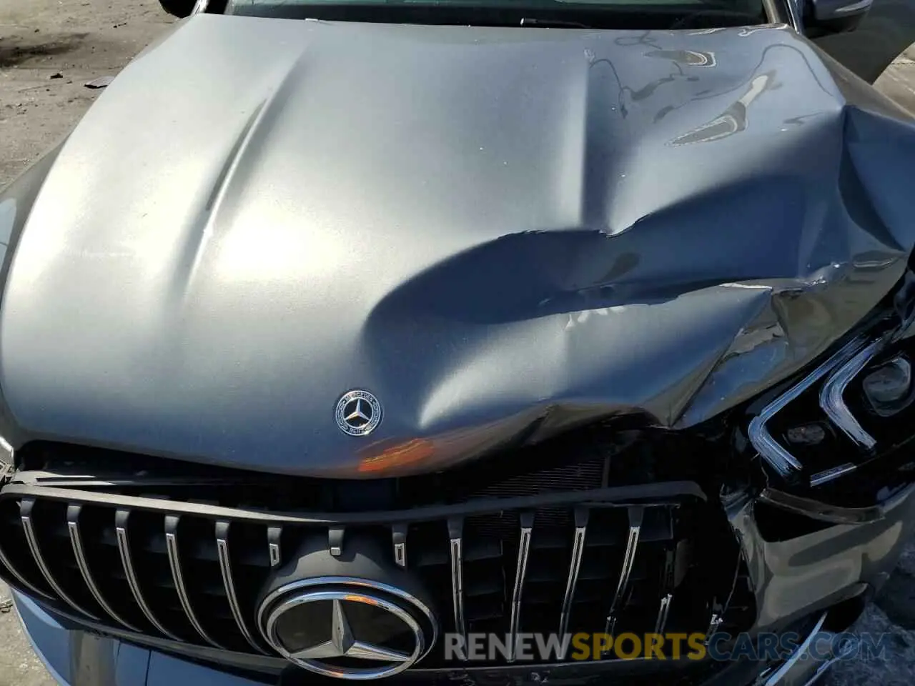 11 Photograph of a damaged car 4JGFD6BB1MA398718 MERCEDES-BENZ GLE-CLASS 2021