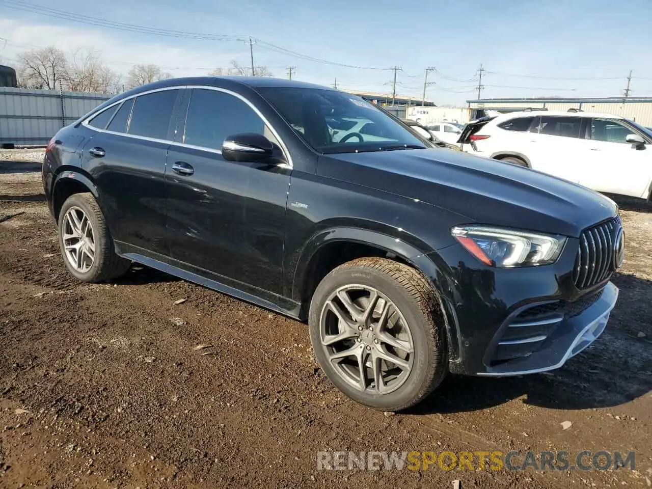 4 Photograph of a damaged car 4JGFD6BB4MA391522 MERCEDES-BENZ GLE-CLASS 2021