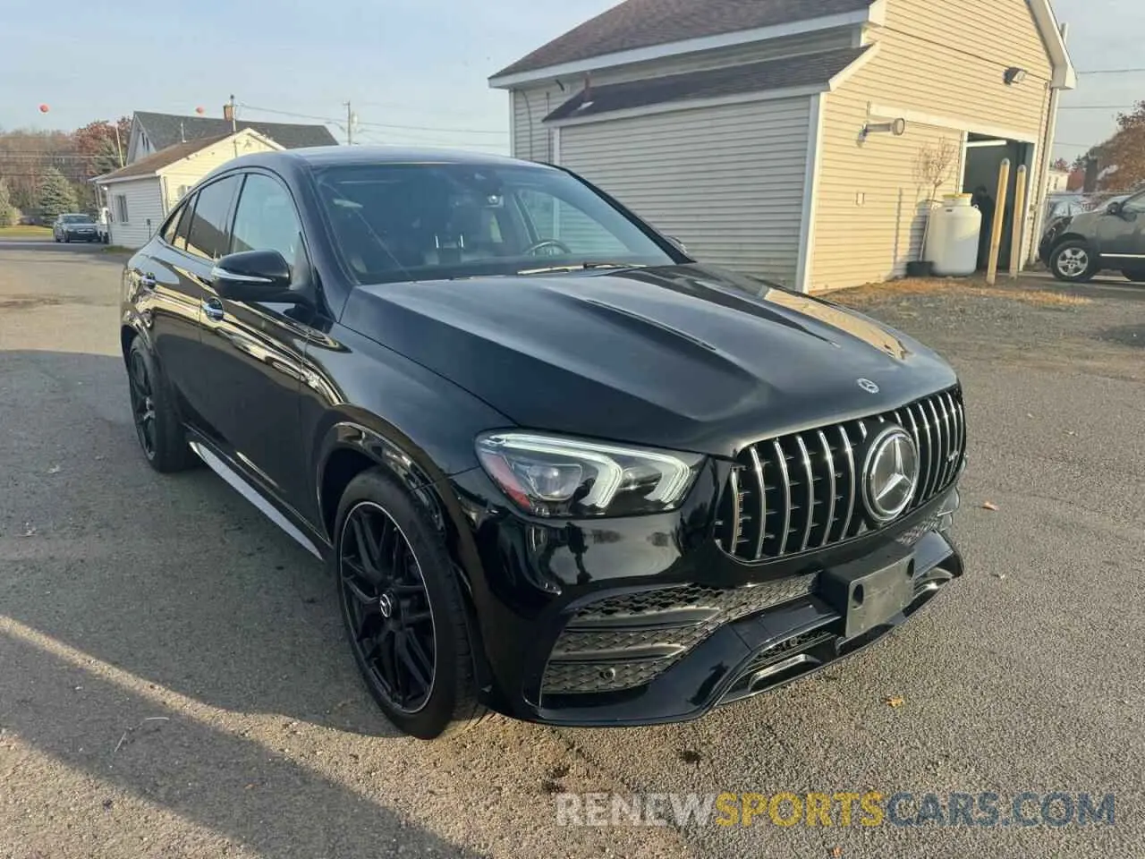 4 Photograph of a damaged car 4JGFD6BB6MA556700 MERCEDES-BENZ GLE-CLASS 2021
