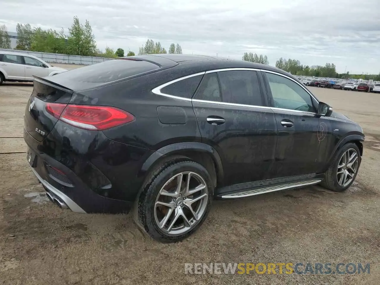 3 Photograph of a damaged car 4JGFD6BB9MA544038 MERCEDES-BENZ GLE-CLASS 2021