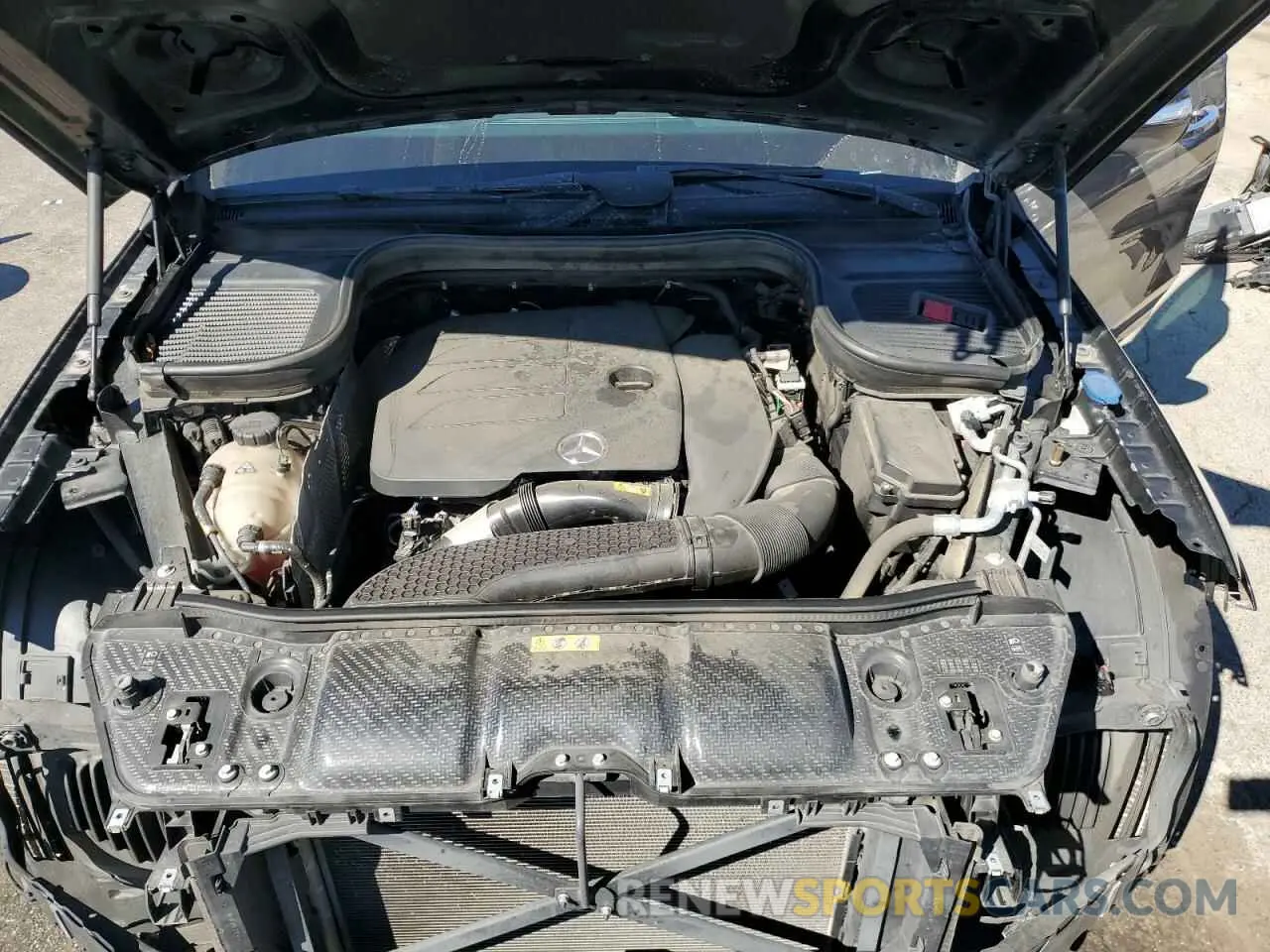 12 Photograph of a damaged car 4JGFB4JB0NA603653 MERCEDES-BENZ GLE-CLASS 2022