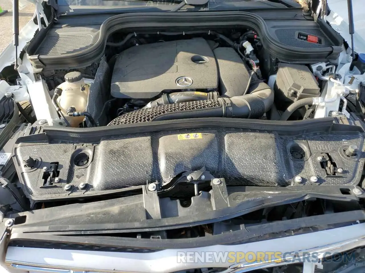 12 Photograph of a damaged car 4JGFB4JB0NA700139 MERCEDES-BENZ GLE-CLASS 2022