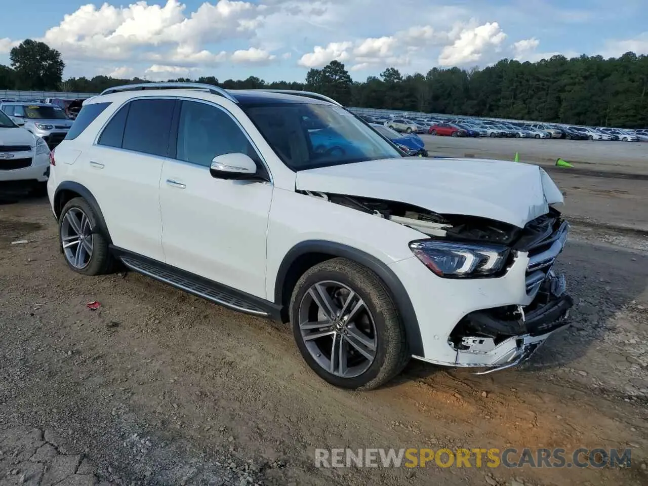 4 Photograph of a damaged car 4JGFB4JB0NA700139 MERCEDES-BENZ GLE-CLASS 2022